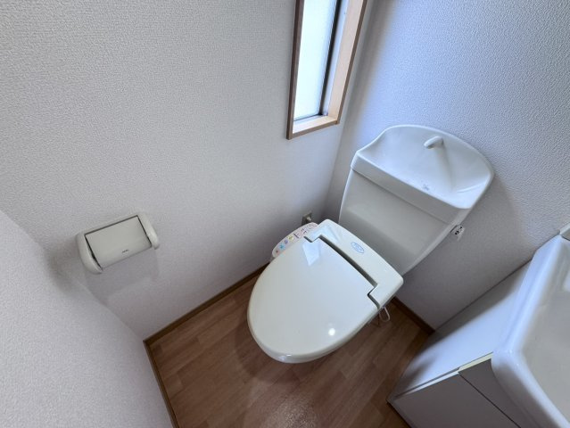 リーブル　Ⅰのトイレ|他社様掲載物件もまとめてご紹介、ご案内可能です(^^)/