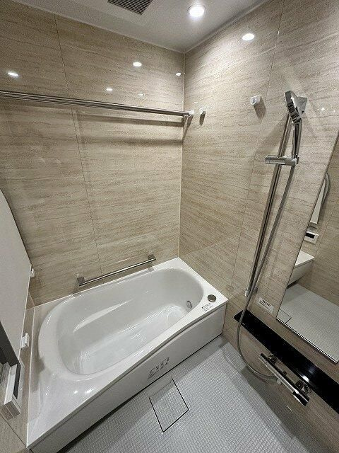 プラウド一番町一丁目の浴室