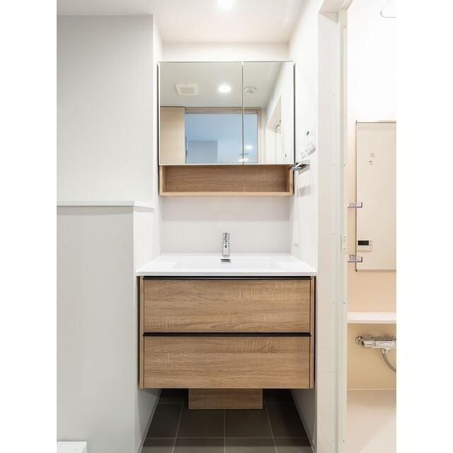 デュオフラッツ篠崎の独立洗面台