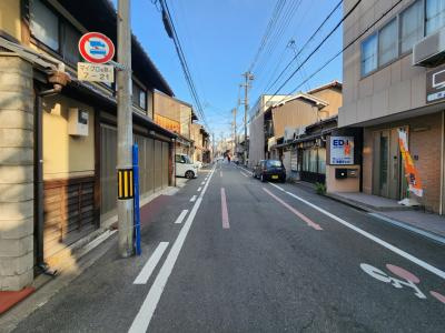 AREA DEUX（エリアドゥ）の地図|前面道路