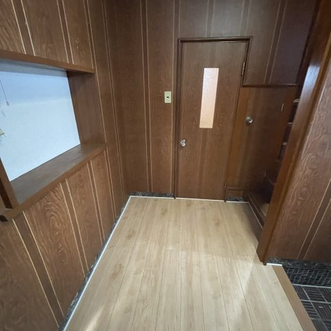 室蘭市港南町2丁目21-10戸建の収納