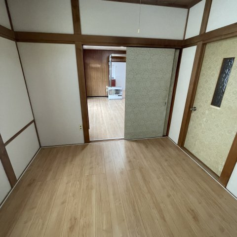 室蘭市港南町2丁目21-10戸建の内装