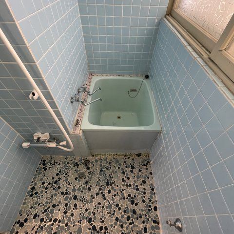 室蘭市港南町2丁目21-10戸建の浴室