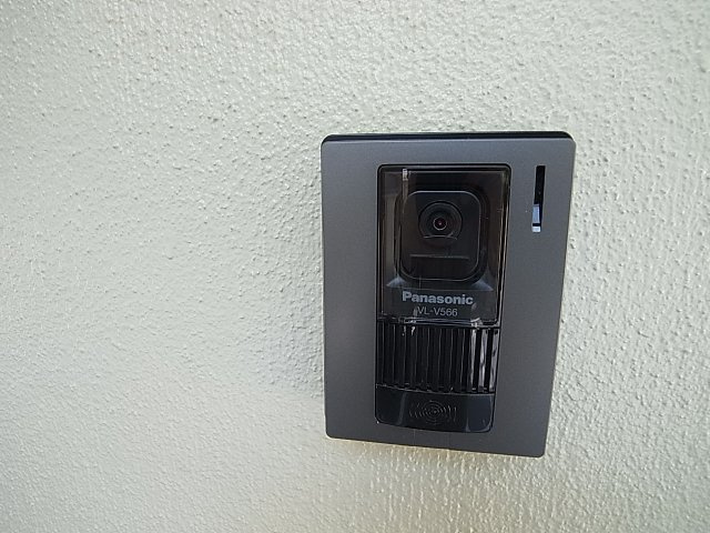 セイシェル長田山手のセキュリティ|カラーＴＶモニターフォンで顔が分かり安心