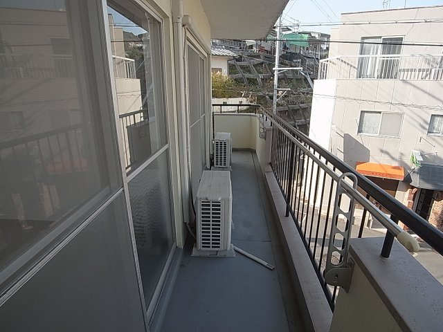 セイシェル長田山手のバルコニー|日当たり良好の環境の良いバルコニー