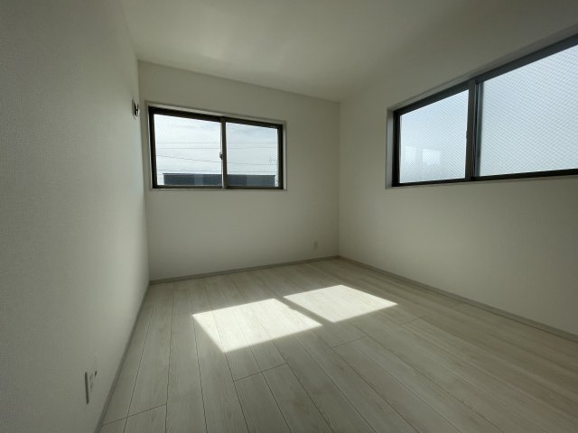 新築戸建・新築建売　郡山市安積町笹川　安積第三小・安積第二中の洋室