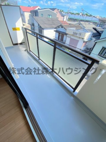 【バルコニー】 | 　プランドール・メゾン | 落ち着いた時間を過ごせるバルコニーです