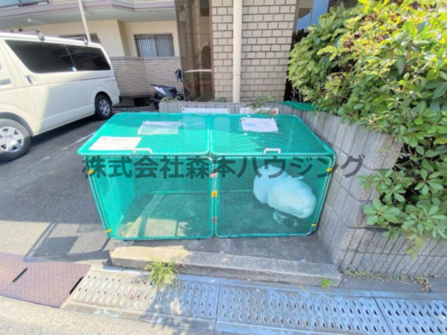 【その他共用部分】 | 　プランドール・メゾン | 専用ごみ置き場です