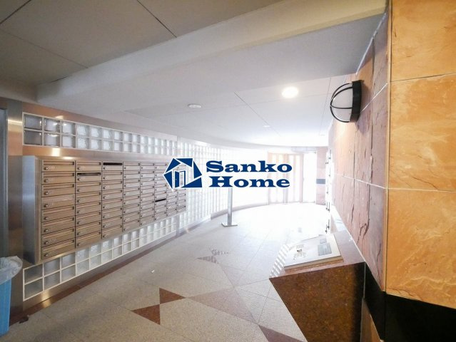 パークウェル千駄木駅前のロビー