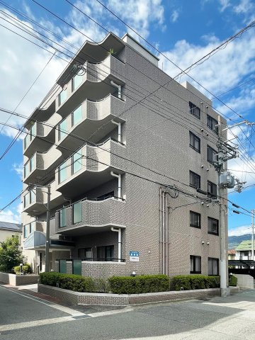 アダージオ東灘