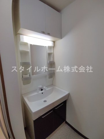 グリシーナ Aの洗面所|別部屋写真です。