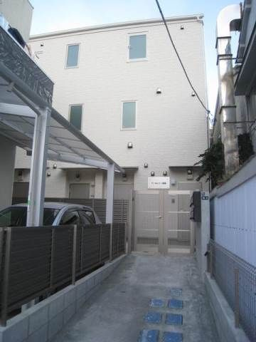 パールシティ板橋のエントランス