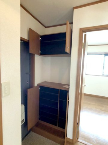 パセオアゼリオ　B棟の収納