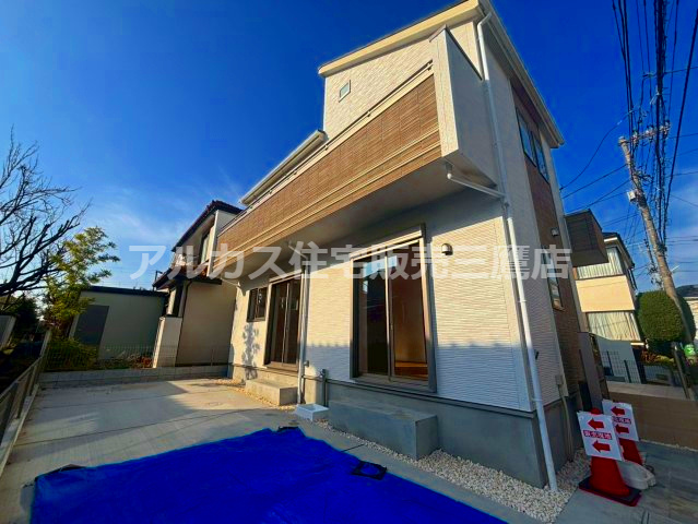 三鷹市北野３丁目京王線 仙川駅 新築戸建