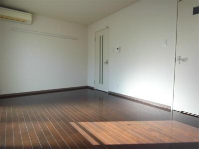 【寝室】 | リリックコート笹六長島 |  