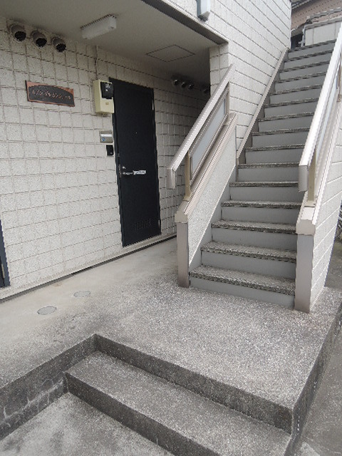 メゾンＤＡＲＣ・ＥＮ・ＣＩＥＬ　メゾンダルカンシエールのエントランス|エントランス