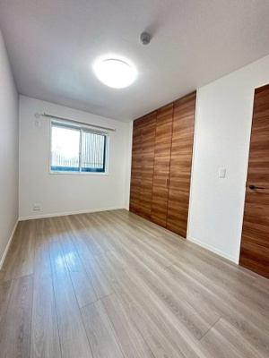 【寝室】 | LINDEN PLACE