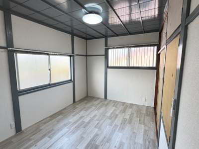 【洋室】 | 神野町石守貸家 | 6帖（2F)