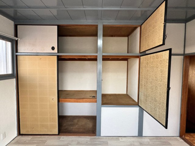 【収納】 | 神野町石守貸家 | 2F