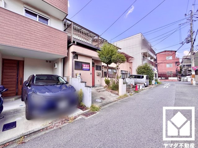 伏見区深草西浦町１丁目の外観