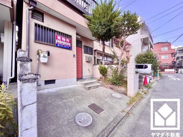 伏見区深草西浦町１丁目の駐車場