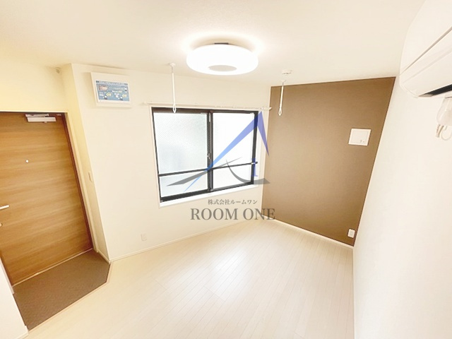 レピュア綾瀬レジデンスの居間・リビング|洋室のお部屋です。