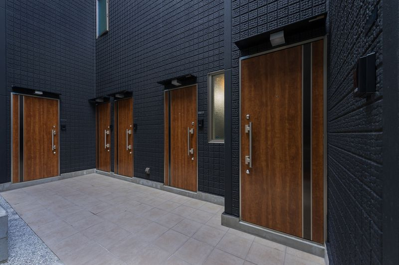 ＬＡＶＡ　ＴＯＷＥＲ（ラヴァタワー）の玄関