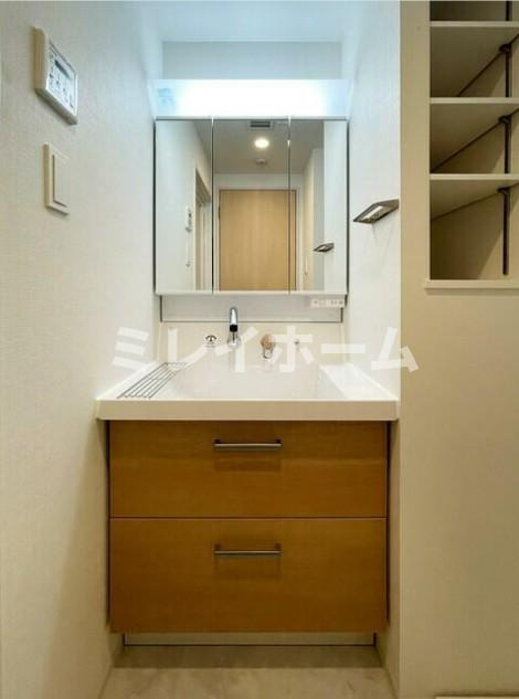 Lien西五反田の独立洗面台