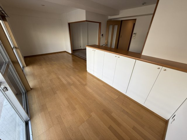 千里泉マンションⅠの居間・リビング