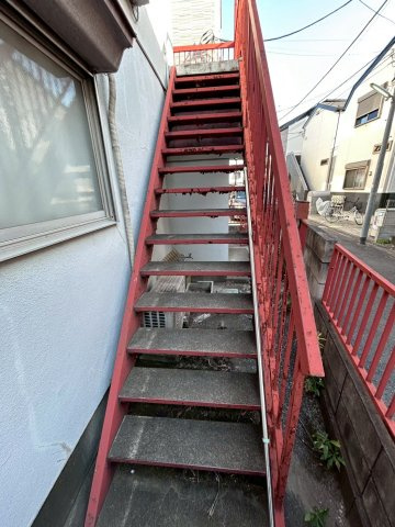 足立区　1棟アパートの外観