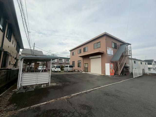 南原４丁目貸倉庫の外観