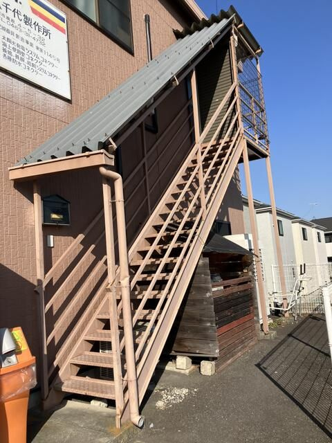 南原４丁目貸倉庫の外観