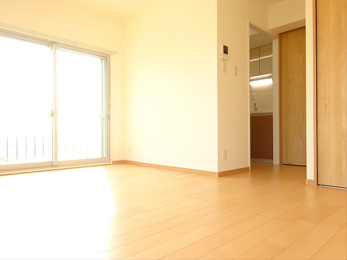 マンション第一明大前の居間・リビング