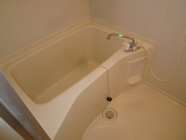 グリーンコートⅢの浴室