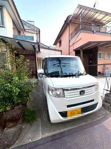 園部戸建の駐車場