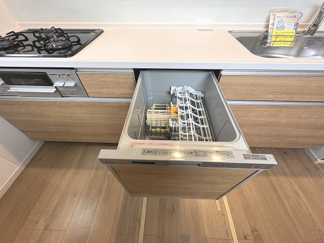 【キッチン】 | 福岡市南区長住1丁目2期　1号棟（全4棟）【仲介手数料無料・0円】 | 施工例。施工例は完成時と異なる場合があります。