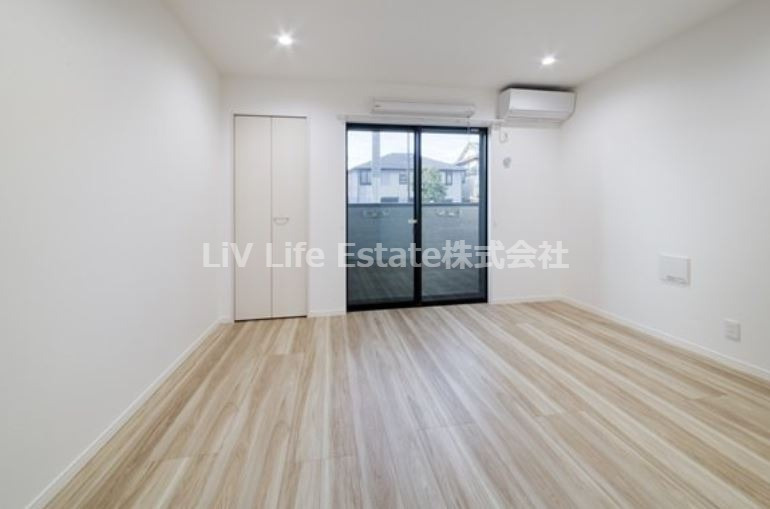 西東京市中町２丁目のアパートの居間・リビング