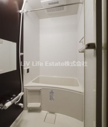 西東京市中町２丁目のアパートの浴室