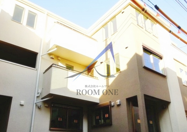 ヴィラローレル