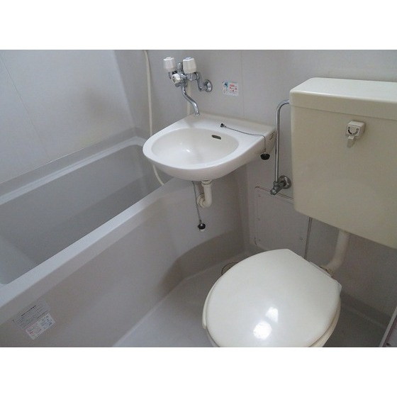 エステートパレスの浴室|3点ユニット