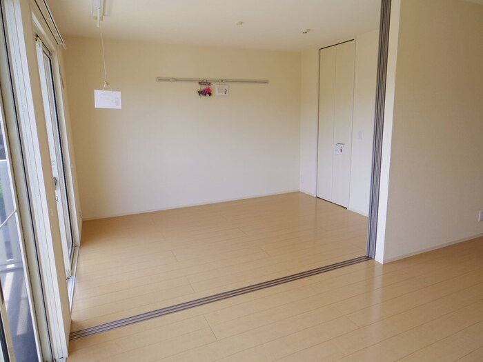 グランド メゾン Aの洋室|洋室