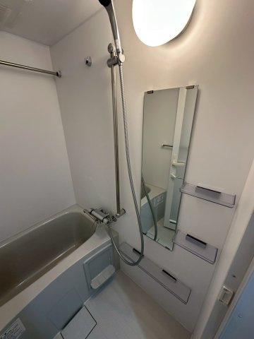 GENOVIA世田谷砧Ⅱのシャワールーム|別タイプ参考写真