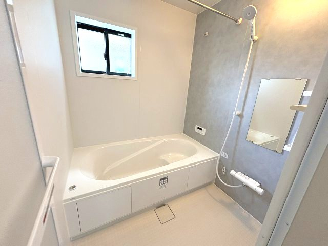 【浴室】 | 福岡市南区長住1丁目2期　4号棟（全4棟）【仲介手数料無料・0円】 | 現地写真。浴室です。