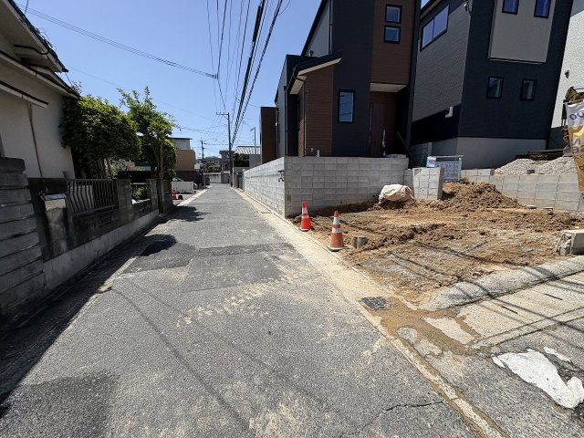【その他】 | 福岡市南区長住1丁目2期　4号棟（全4棟）【仲介手数料無料・0円】 | 現地写真。前面道路です。