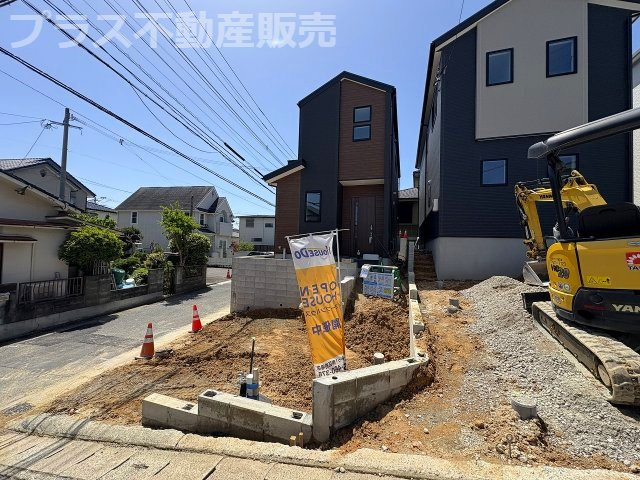 【玄関】 | 福岡市南区長住1丁目2期　4号棟（全4棟）【仲介手数料無料・0円】 | 施工例。施工例は完成時と異なる場合があります。