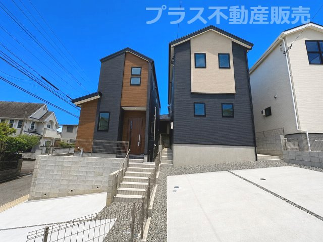 【外観】 | 福岡市南区長住1丁目2期　4号棟（全4棟）【仲介手数料無料・0円】 | 現地写真。プラス不動産販売なら、現場の全ての棟をまとめてご見学頂けます。