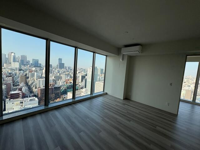 クラッシィタワー新宿御苑の居間・リビング