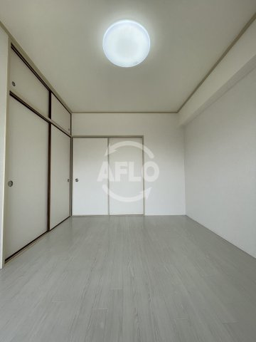 ロベリア弐番館　吉野小学校区の内装|ロベリア弐番館　洋室