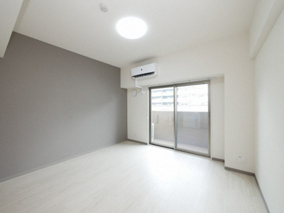 【洋室】 | エグゼ大阪ドームⅡ