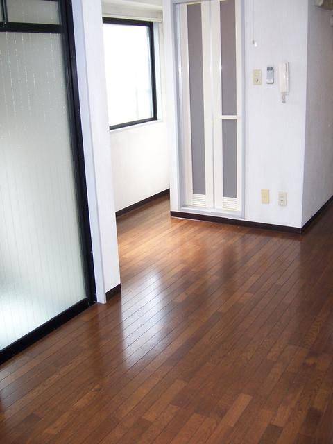 チノビルの内装